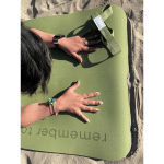 Hands on aloe mat